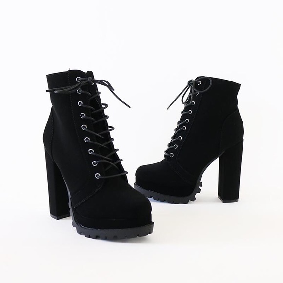 vivian-01 blk lace up lug sole ankle boots booties - Picture 5 of 8